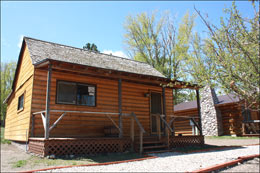wyoming cabins cabin rentals lodging near yellowstone Park cabins cody wyoming